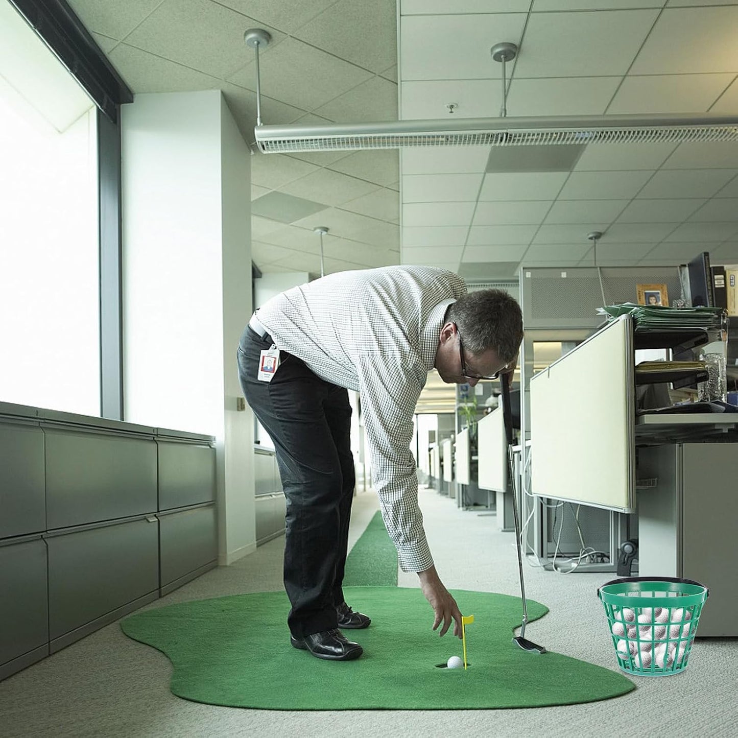 HOMSFOU Golf Ball Range Basket with Handle 1pc Golf Bucket Ball Holder Storage Basket Can Hold 25 Balls