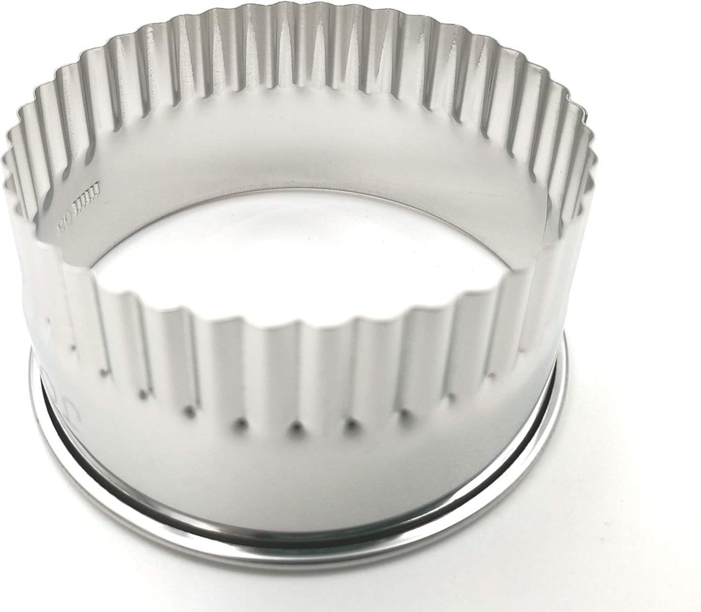 11 Piece Graduated Sizes Fluted Edge Round Pastry/Cookie Cutter Set Heavy Duty 18/8 304 Stainless Steel – Metal Engrave Size –Tin Storage Box for Scones, Pastries, Baking, Desserts, Muffins,