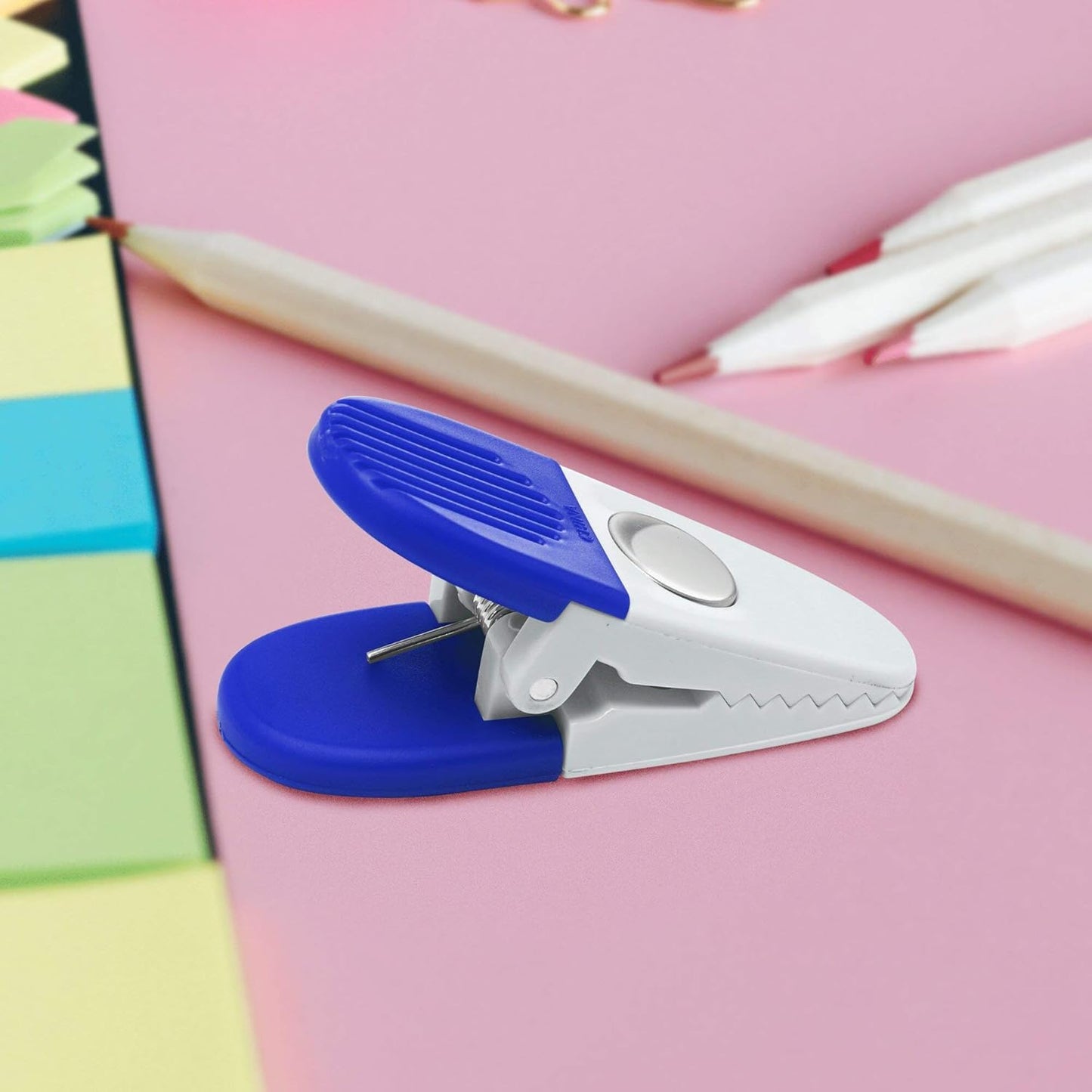 100 Magnetic Memo Holders Set - Customizable Text, Logo - Large Clip, Plastic - White Blue