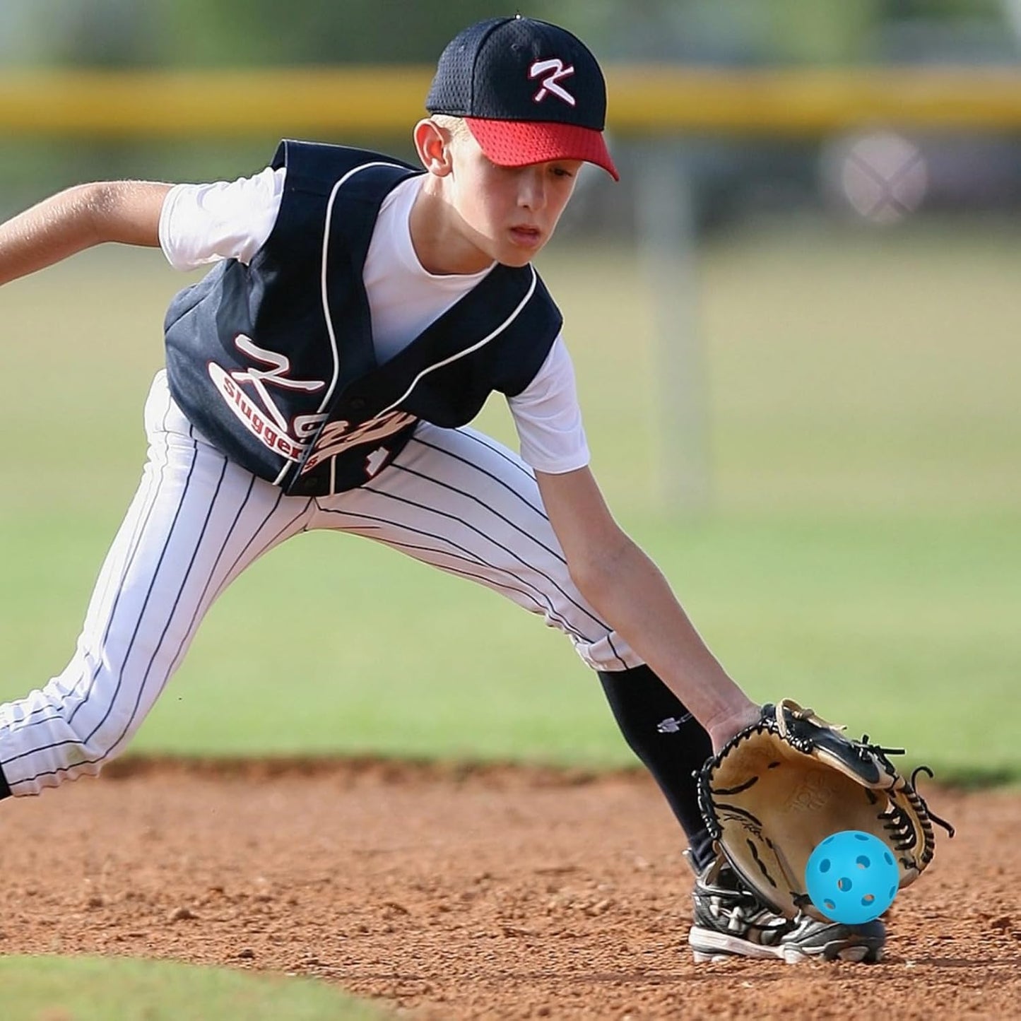 20 Pack Plastic Baseballs 9 Inch Practice Baseballs Softball, Baseballs for Hitting and Pitching Practice - Soft and Lightweight Limit Flight Balls for Training and Softball Games