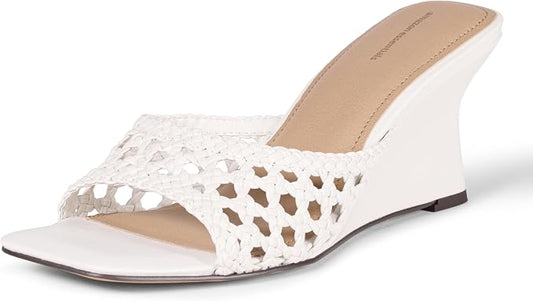 Amazon Essentials Women's Wedge Sandals by AmazonEssentials