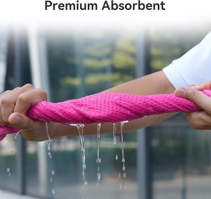 Magnetic Golf Towel with Clip and Cleaning Pocket -Ideal - Image 7