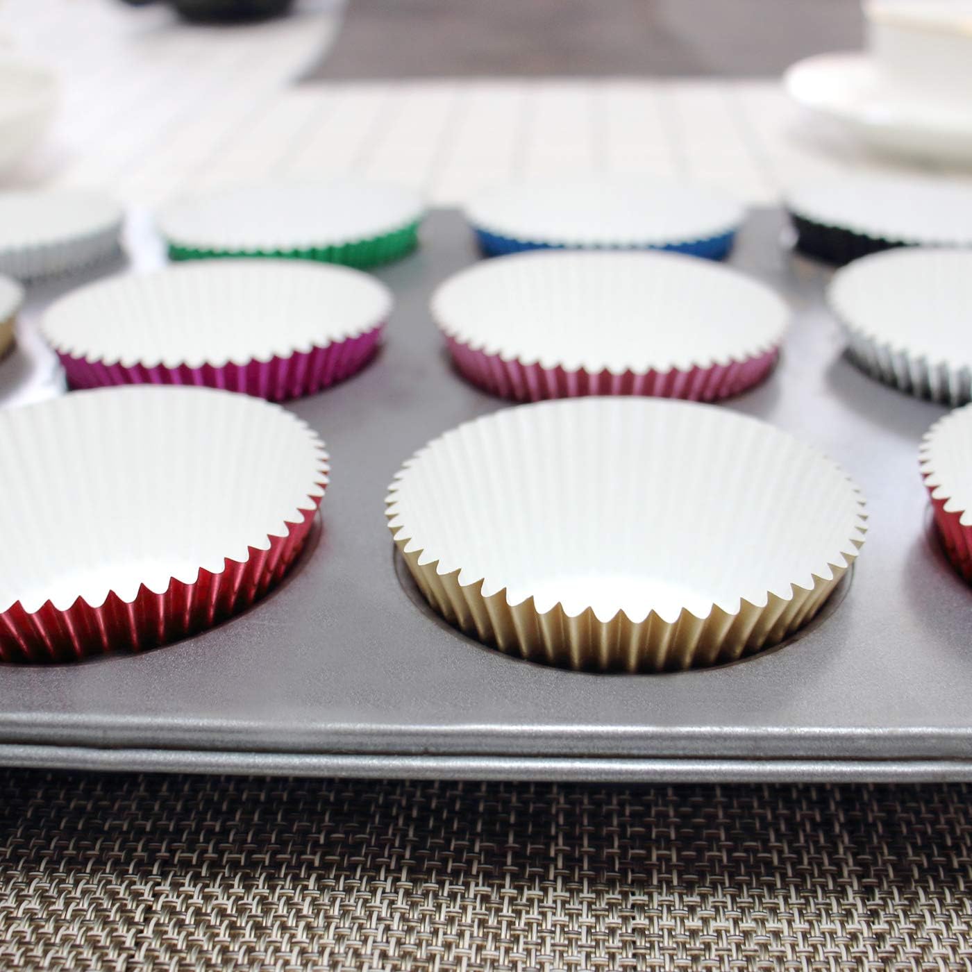 Eoonfirst Silver Foil Cupcake Case Liners Baking Muffin Paper Cups 200 Pcs