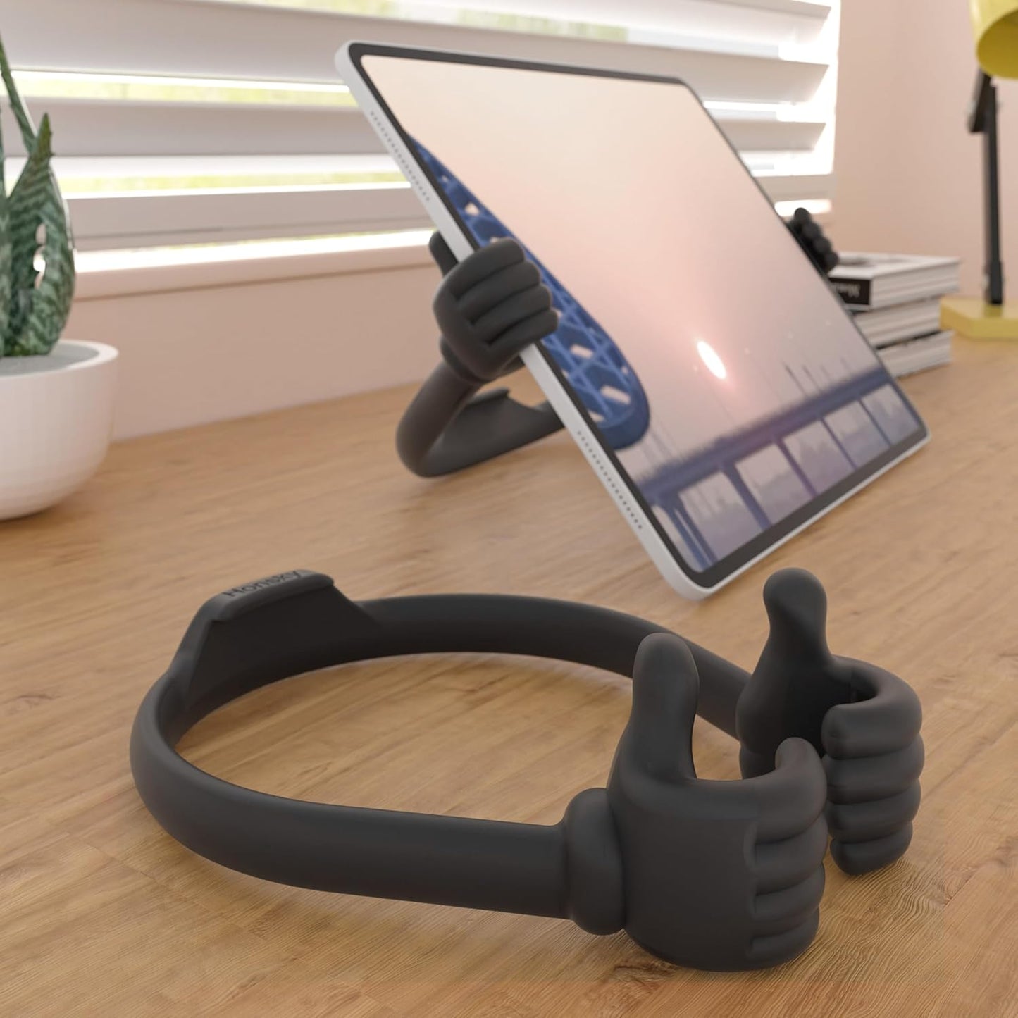 Honsky Thumbs Up 2P Tablet Stand, Desktop Display Stands Holder, Compatible with iPad, Samsung Galaxy Tabs, iPhone Pro Max, Universal Cute, 2 Pack Black
