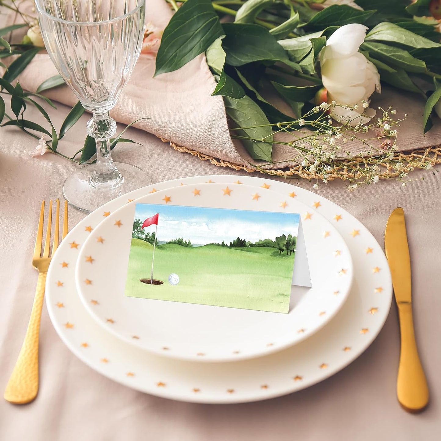 100 Pcs Golf Themed Table Place Card Half-fold Tent Style Reception Place Cards Golf Sports Food Labels for Birthday Party Baby Shower