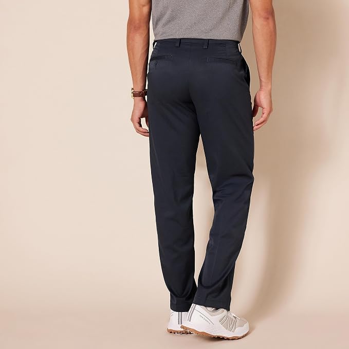 Amazon Essentials Men's Classic-Fit Stretch Golf Pant - Image 3