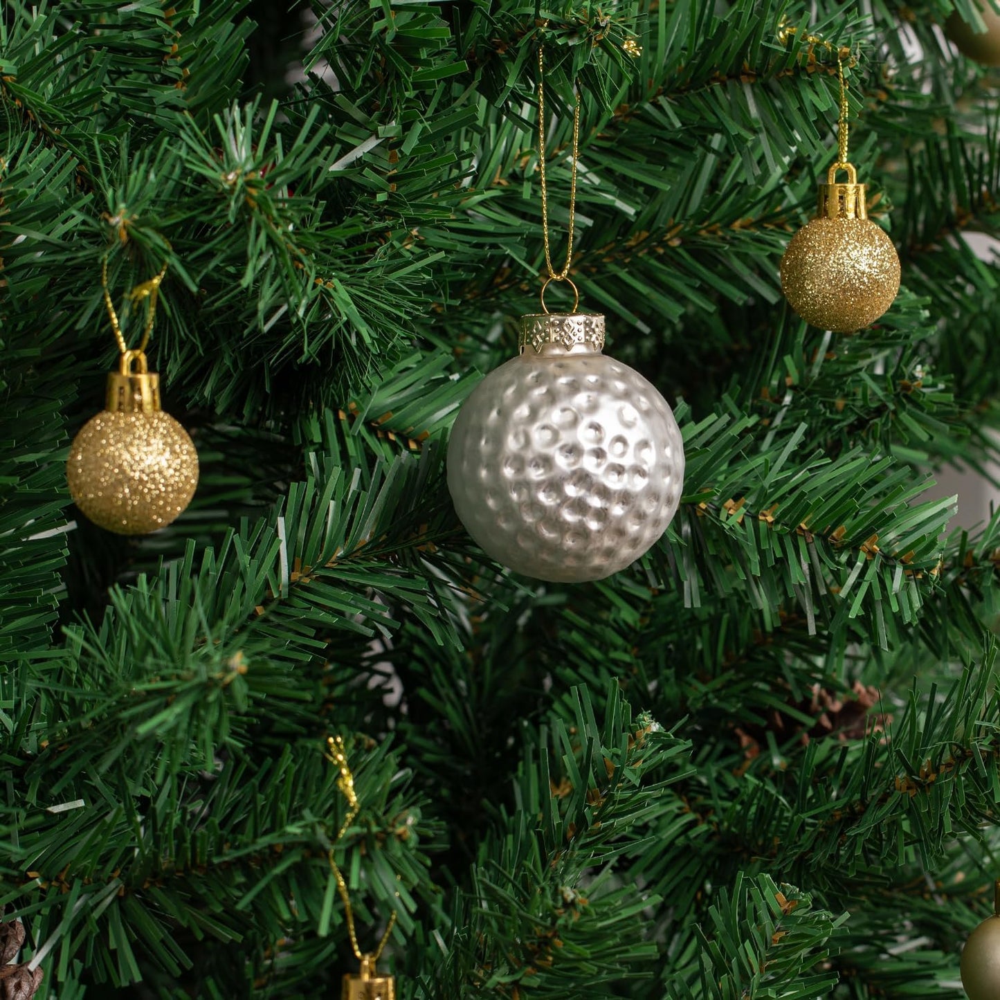 1.97” Christmas Golf Ball Glass Blown Ornament, 2025 Hand-Painted Sports Ball Decoration for Xmas Tree Holiday Decor Gifts